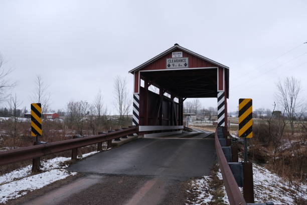 istock Historic red wooden Kramer covered bridge 1475131894