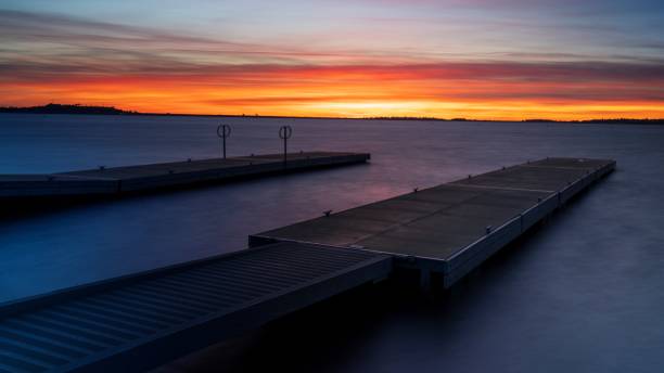 istock Folsom Lake Boat Ramp at Sunset 1475158417
