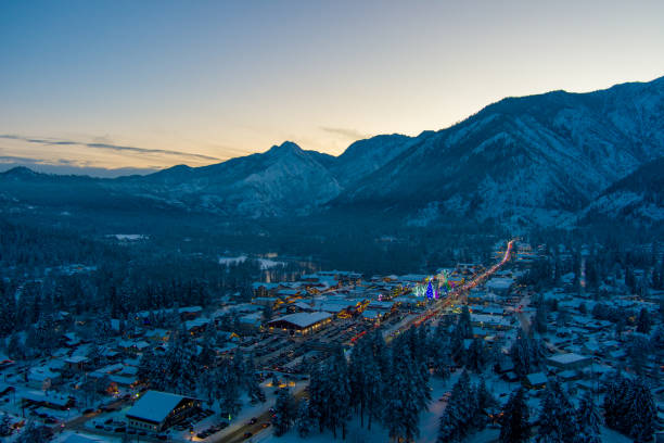 istock Leavenworth, Washington sunset in December 1475169701