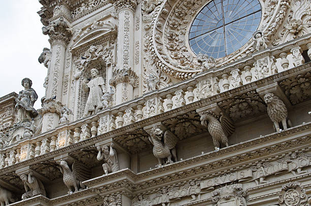 lecce basílica fachada - baroque style lecce italy puglia imagens e fotografias de stock