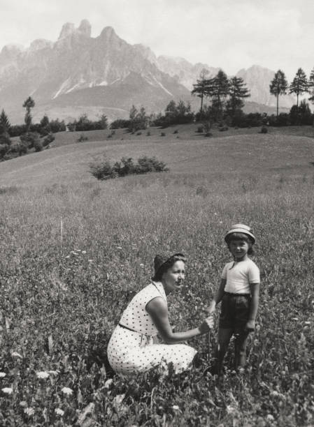 istock Family in 1952. 1475227150