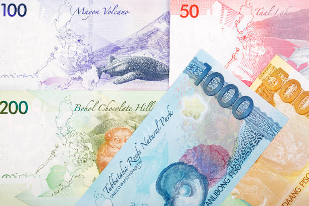 istock Philippine money - new series of banknotes - reverse side 1475239544