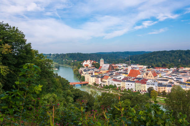 istock View Over Wasserburg am Inn 1475259543