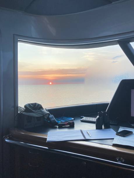 istock Yachting to the sun 1475261576