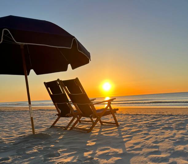 istock Beach chair Sunrise 1475263646
