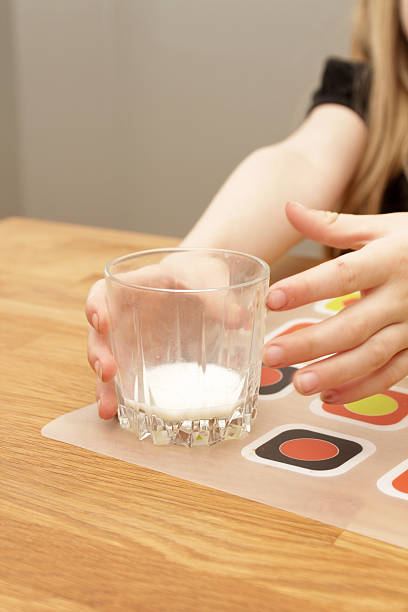 istock Glass of milk 147527307