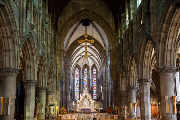 istock Church in Edinburg 1475330094