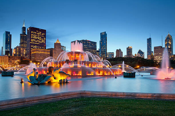 Buckingham Fountain. Image of Buckingham Fountain in Grant Park, Chicago, Illinois, USA. grant park stock pictures, royalty-free photos & images