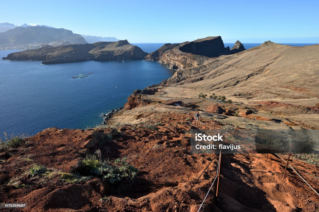 ポンタデサンロウレンソハイキングコース Ponta De São Lourençoのストックフォトや画像を多数ご用意 Ponta De