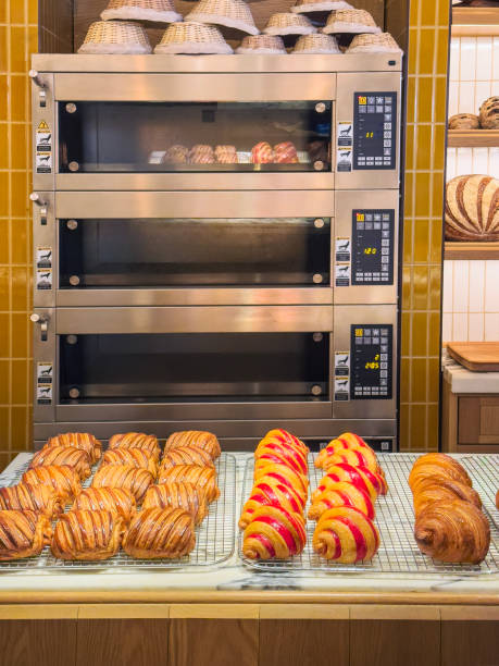 istock Freshly baked croissants 1475384945