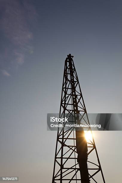 Derrick Silhouette Stockfoto und mehr Bilder von Alt - Alt, Ausrüstung und Geräte, Balkengerüst