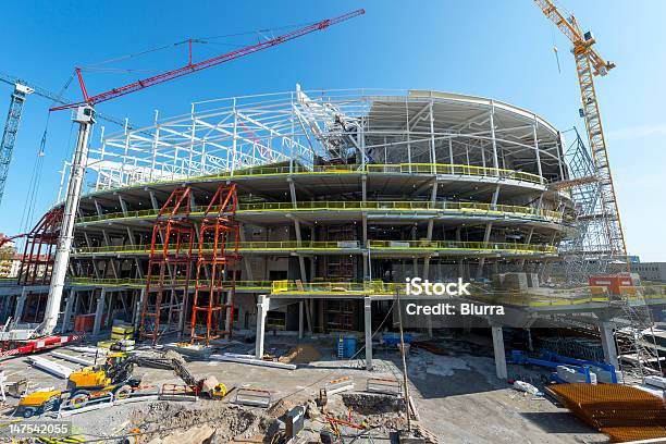 Foto de Grande Construção e mais fotos de stock de Estádio - Estádio, Obra, Setor de construção