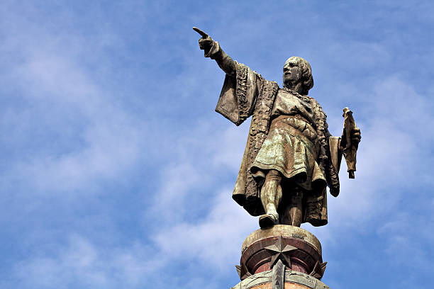 estátua de columbus barcelona - christopher columbus - fotografias e filmes do acervo