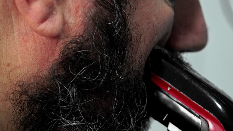 How to Use a Beard Trimmer Video
