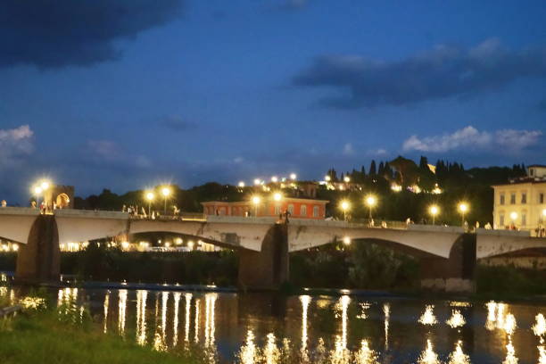 istock Grazie bridge at evening in Florence 1475480591