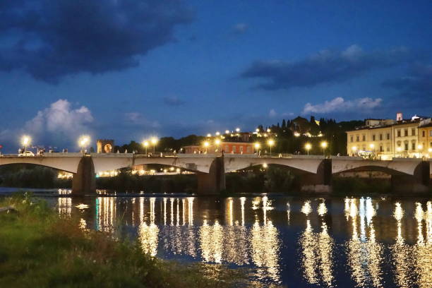 istock Grazie bridge at evening in Florence 1475480596