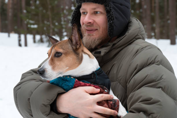 istock Male winter activities 1475554219