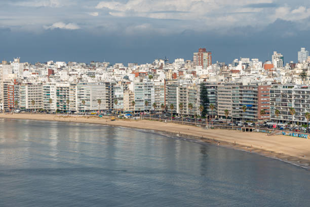 istock Pocitos Beach  in Montevideo, Uruguay 1475554812
