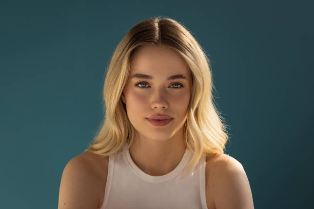 natural beauty - mulher-bonita imagens e fotografias de stock