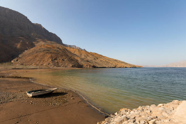 istock fishermens boat, oman 1475577474