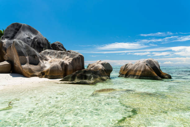 istock Fascinating rock formations on the beach of the Seychelles. 1475587724