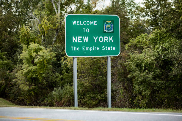 istock Welcome to New York Sign 1 1475596109