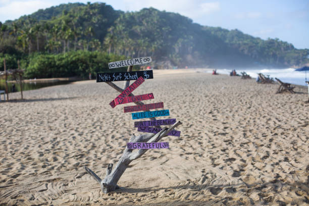 sign, positive emotion, beach, sea