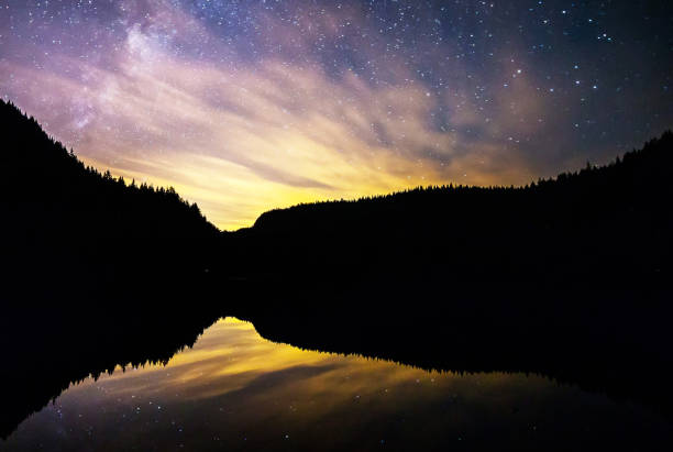 istock Beautiful Canada milkyway pictures 1475609167