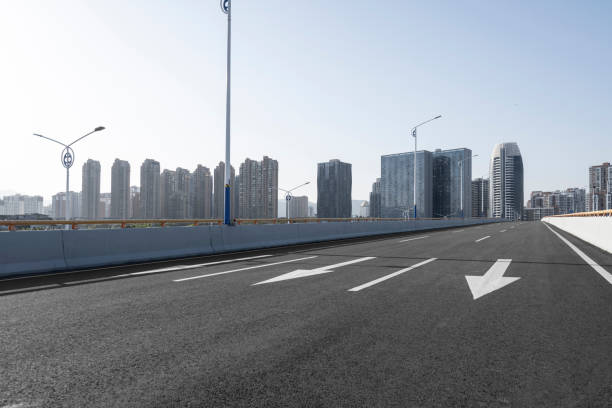 istock Urban highways beside tall buildings 1475701154