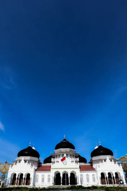 istock View of mosque baiturrahman Banda Aceh 1475707641