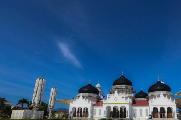 istock View of mosque baiturrahman Banda Aceh 1475708070