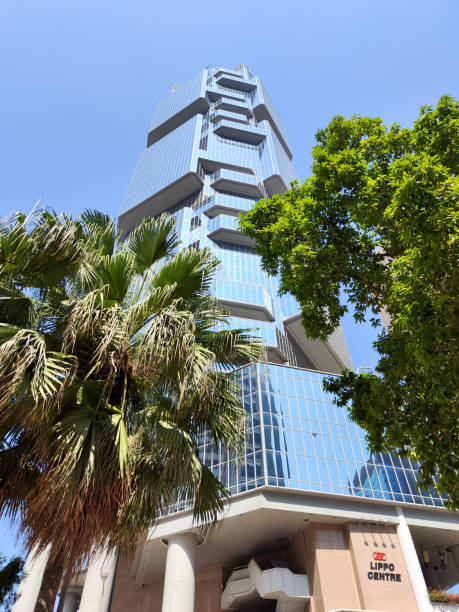 istock Lippo Centre skyscraper, Hong Kong 1475716310