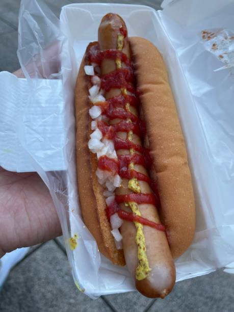 istock Hot dog with sausage 1475722078