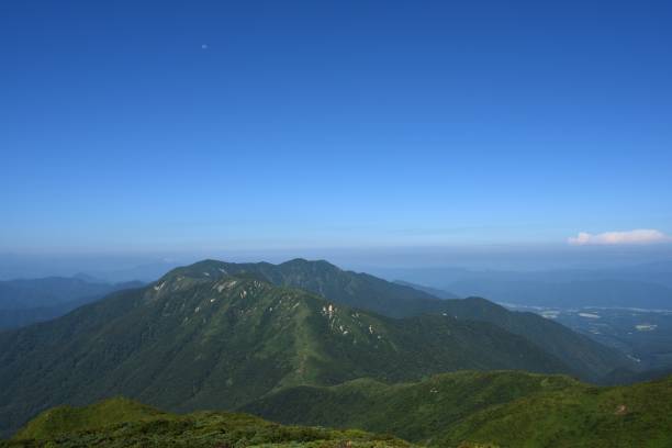 istock Climbing Nasu mountain ridge 1475783136