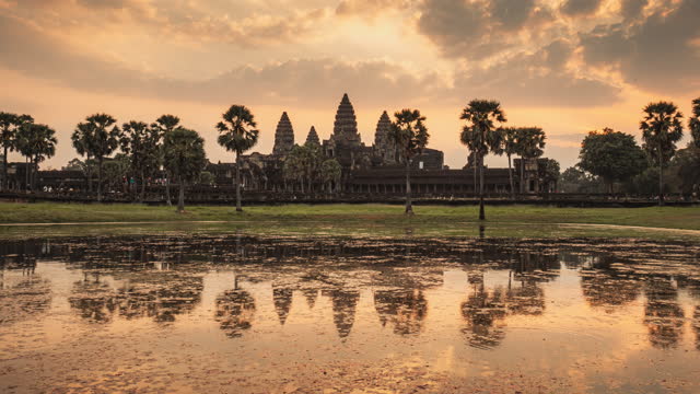 Zoom out Time Lapse of Sunrise over Angkor Wat Temple in Siem Reap, Cambodia