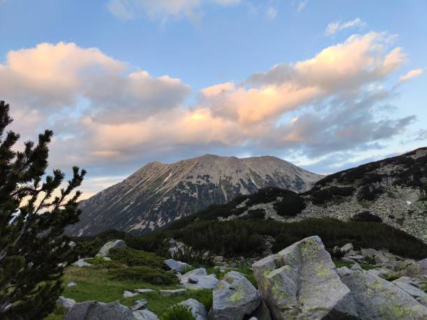 istock Sunset over the Pirin mountains 1475826572