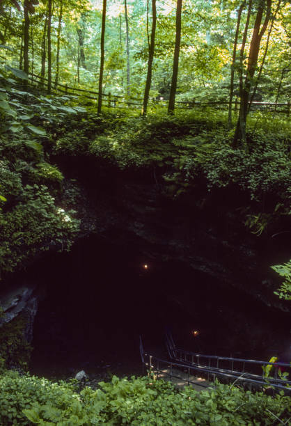 Mammoth Cave NP - Natural Entrance Vertical - 1992