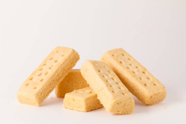 istock Butter cookies isolated on white 1475943343