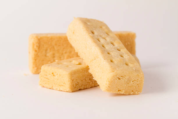 istock Butter cookies isolated on white 1475943410