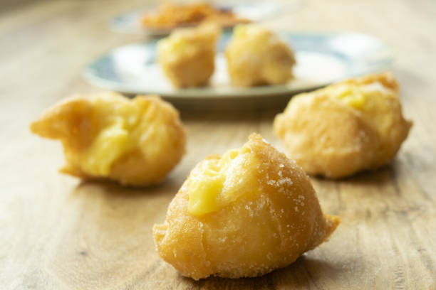 istock St. Joseph's fried cream puffs 1475997845