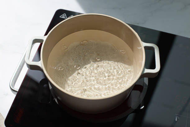istock boiling water modern lifestyle cooking induction stove 1476211085