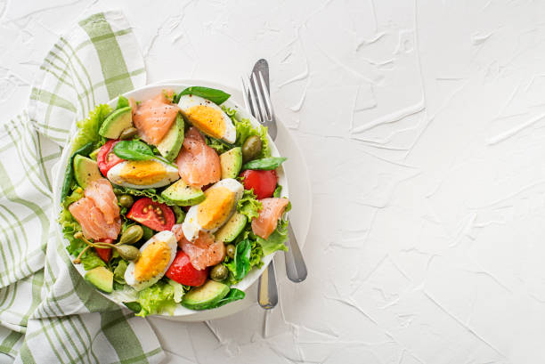 istock Lettuce Salad with smoked salmon and avocado 1476239125