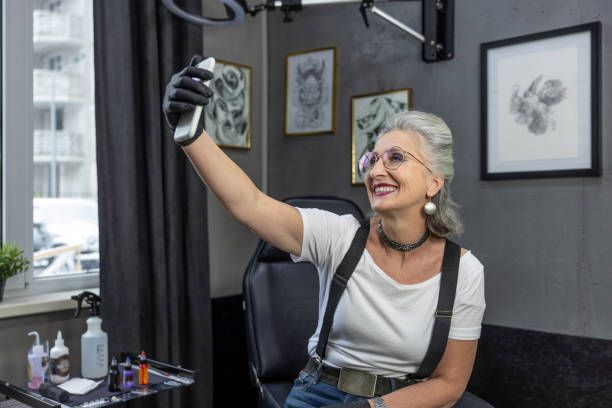 istock Excited mature woman making selfie and smiling 1476245888