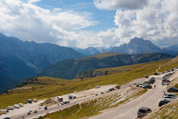 istock Tre Cime die Lavaredo, Dolomites, Italy 1476258533
