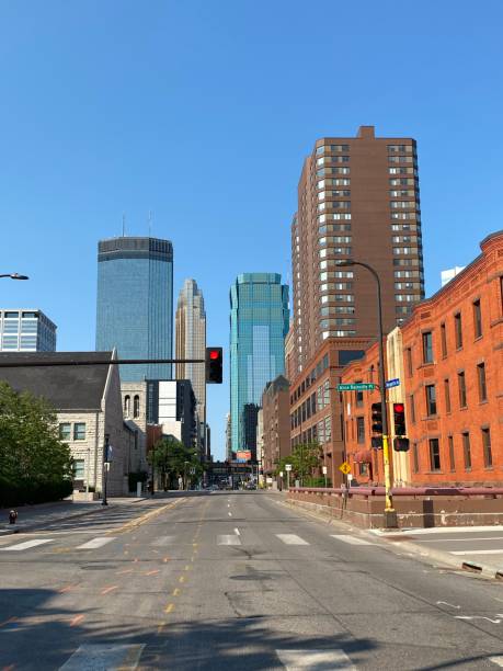 istock Downtown Minneapolis, Minnesota - US cityscape 1476282307
