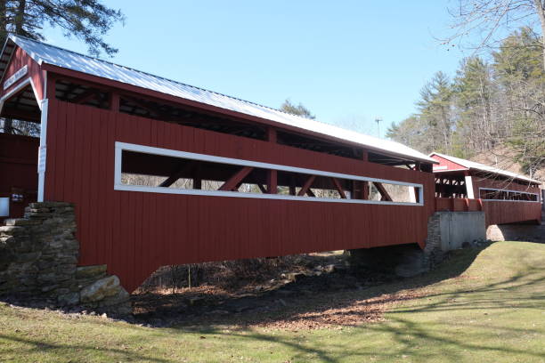 istock Historic red Twin covered bridges 1476306874