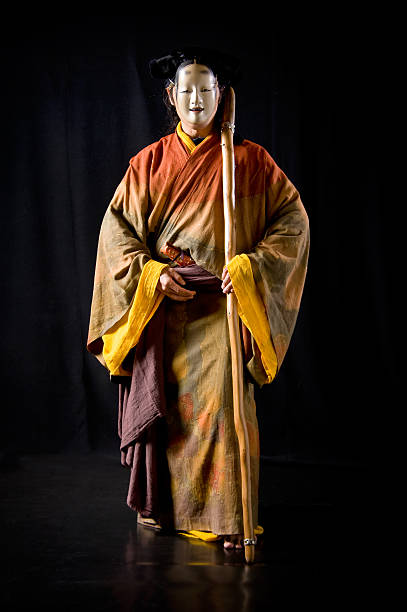 attore indossa maschera noh - kabuki foto e immagini stock