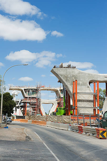 strada sotto ricostruzione - construction australia rebuilding street foto e immagini stock