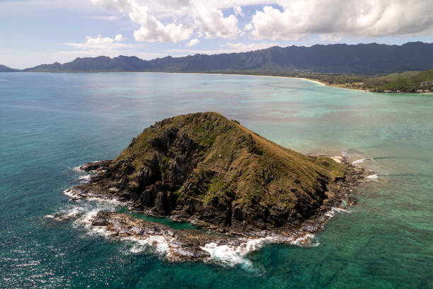 istock Scenic Island near Lanikai Beach, Oahu 1476341984