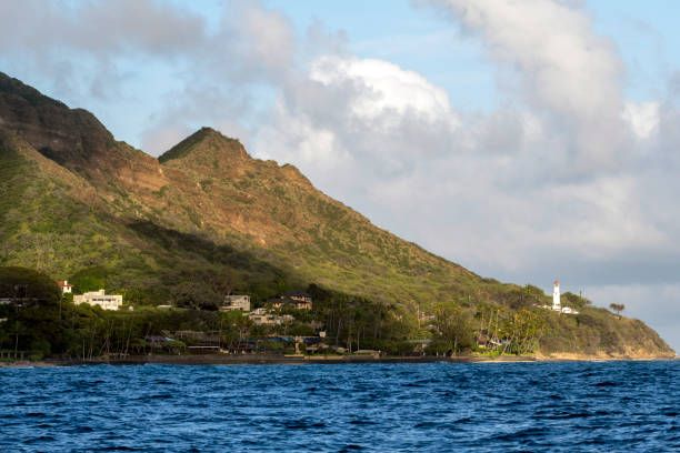 istock Diamond Head on the Oahu Coast 1476342360